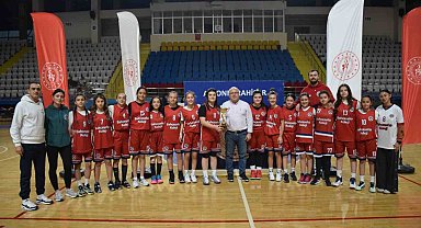U-14 Kızlar Basketbol müsabakaları sona erdi