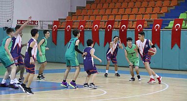 U16 basketbol yerel lig müsabakaları tamamlandı