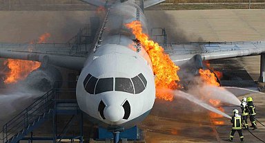 Uçak kazaları gündemde: "Ön tarafta kurtulma ihtimali yüzde 25, arka tarafta yüzde 44-45"