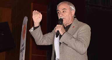 Ünlü yazar ve şair Nurullah Genç Ahlat'ta söyleşi yaptı