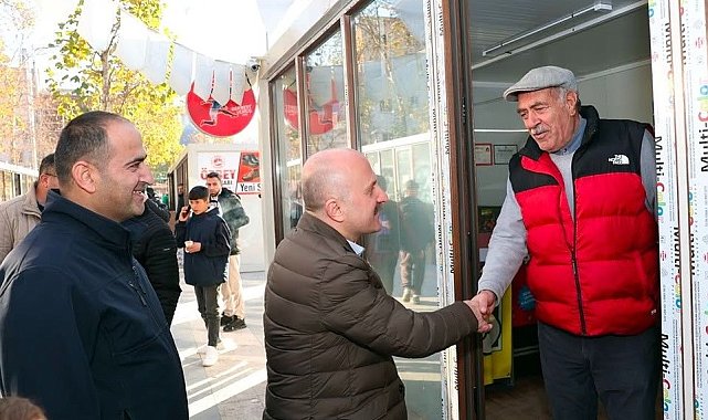 Vali Varol'dan geçici işyerlerine taşınan esnafa ziyaret