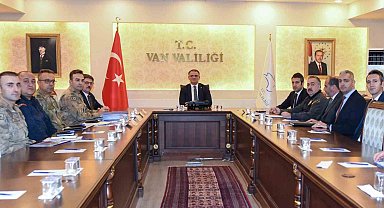 Van'da yılbaşı tedbirleri değerlendirildi