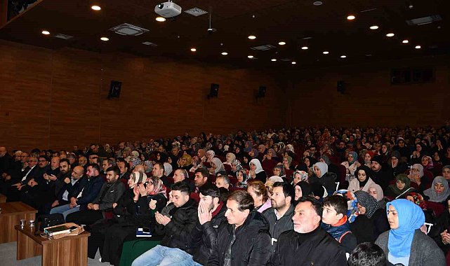 Vezirköprü'de "İslam bizden ne bekliyor?" söyleşisi