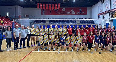 Voleybolda şampiyon Düzce 1907 Spor
