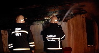 Yangında faciadan dönüldü: Alevlerin arasından son anda kurtarıldı