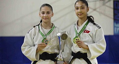 Yaşları kadar başarıları ve şampiyonlukları var