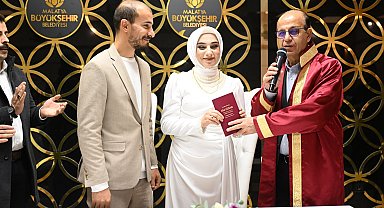 Yeşilyurt Belediyesi bir yılda 433 çiftin nikahını kıydı
