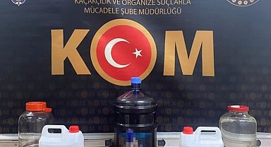 Yılbaşı öncesinde damacana dolusu sahte alkol yakalandı