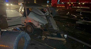 Yola düşen metal rulolar az kalsın faciaya neden oluyordu