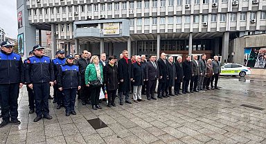 Zonguldak'ta Madenciler Günü dolayısıyla Valilik önünde tören düzenlendi