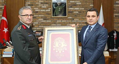 1'inci Ordu Komutanı Orgeneral Tokel'den Tarihi Alan Başkanı Kaşdemir'e ziyaret
