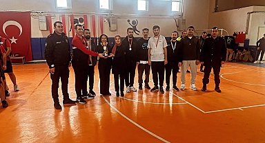 'Kurumlar Arası Voleybol Turnuvası' sona erdi
