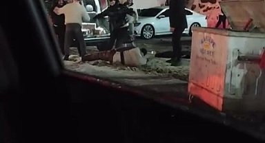 4 kişinin tekmeli yumruklu saldırısına uğradı, jandarma kurtardı