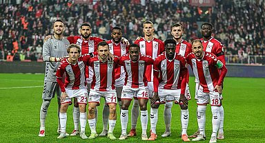 40 puana ulaşan lig 3.'sü Samsunspor'da 2 gün izin