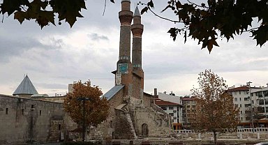 7 asırlık ihtişamlı medrese restore edilecek