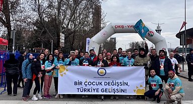 89. Büyük Atatürk Koşusu'nda 63 çocuğa eğitim desteği