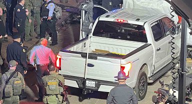 ABD'de araç kalabalığa daldı: 10 ölü, 30 yaralı