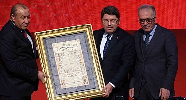 Adalet Bakanı Tunç: "Yapay zeka konusunda mahremiyet hakkı ile kamusal fayda arasında bir denge kurulması şarttır"
