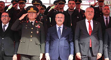 Adana'da 103. yıl coşkusu