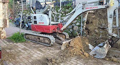 Ağaç budarken fenalaştı, hastanede hayatını kaybetti