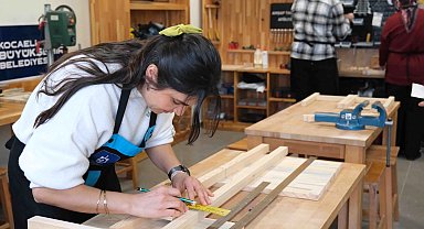 Ahşabın büyülü dünyası Kocaelili kadınların hobisi oldu
