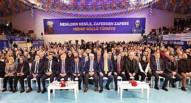 AK Parti Sultanbeyli 8. İlçe Kongresi coşkuyla gerçekleştirildi