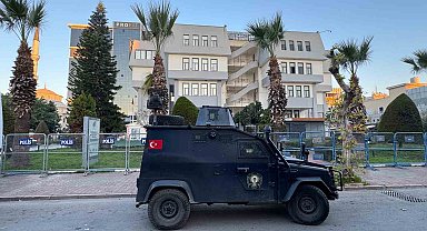 Akdeniz Belediyesinde kayyum göreve başladı