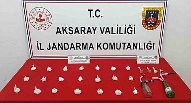Aksaray'da uyuşturucu ticareti yapan 2 kişi tutuklandı