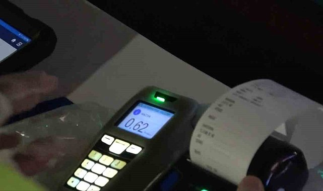 Alkollü olarak direksiyon başına geçip ceza yedi, pişkinlik edip "Yine olsa yine yaparım" dedi