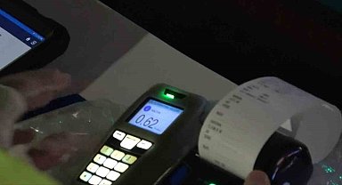 Alkollü olarak direksiyon başına geçip ceza yedi, pişkinlik edip "Yine olsa yine yaparım" dedi