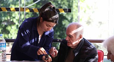 Alzheimer hastalarının umut evi: "Mavi Ev"