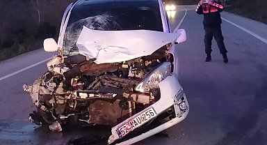 Alzheimer hastası şahsa çarpmamak için manevra yapan araçlar çarpıştı: 2 ölü, 5 yaralı