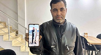 Amatör balıkçı bir metrelik iki dev balığı oltayla tek seferde yakaladı
