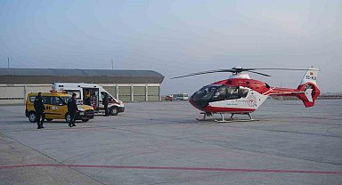 Ambulans helikopter bir günlük bebek için havalandı