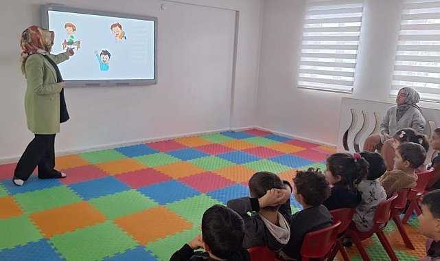 Anaokullu miniklere sağlıklı beslenme eğitimi verildi