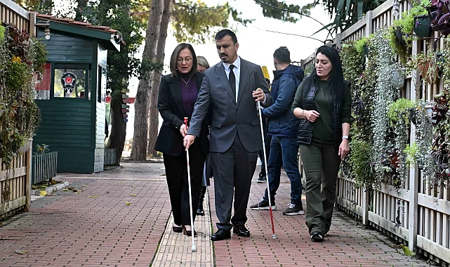 Antalya Muratpaşa'dan Beyaz 'Baston Görme Engelliler Haftası' farkındalığı