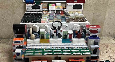 Antalya'da kaçak tütün ve kaçak eşya operasyonu