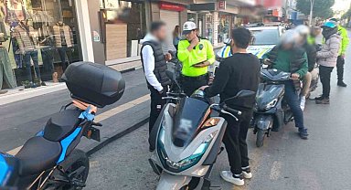 Antalya'da motosiklet hırsızlıklarına yönelik operasyonda 17 gözaltı
