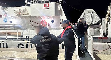 Aranan 8 kişi teknede uyuşturucu ile yakalandı