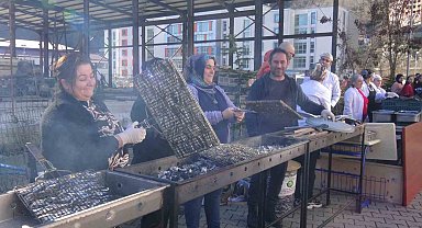 Artvin'in Borçka ilçesinde hamsi şenliği