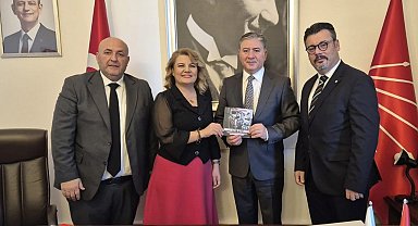 Ata'nın 105 yıl önce İzmit'te gerçekleştirdiği ilk toplantıya özel davet