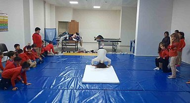 Aydın'da bir yılda 8 bin gence spor eğitimi verildi