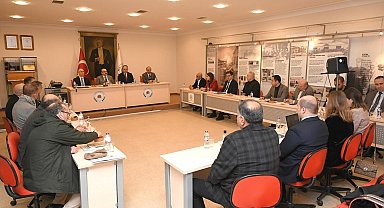 Ayvalık'ta zeytinyağı lisanslı depoculuk toplantısı yapıldı