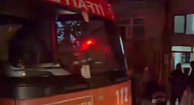 Bacada çıkan yangında dumandan etkilenen 2 kişi hastanelik oldu