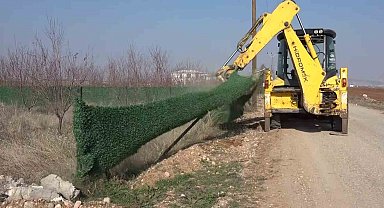 Bağ evi yapılması için tel örgülerle hazırlanan bölmeler söktürüldü