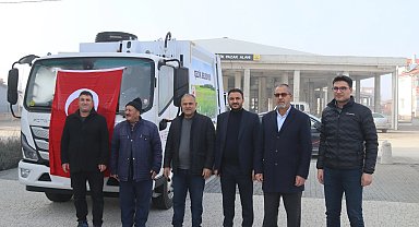 Bakan Kurum'dan Çeltik'e araç hibesi