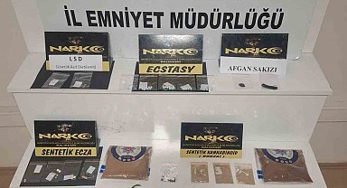 Balıkesir'de bir kilo uyuşturucusu yakalandı