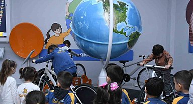 Balıkesirli çocuklar bilimle yetişiyor