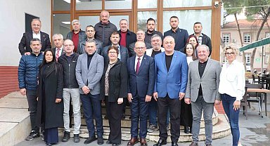 Başkan Akın Turgutlu esnaf odası başkanlarıyla buluştu
