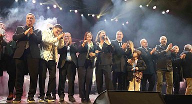 Başkan Çerçioğlu Aydınlılara unutulmaz bir yeni yıl coşkusu yaşattı
